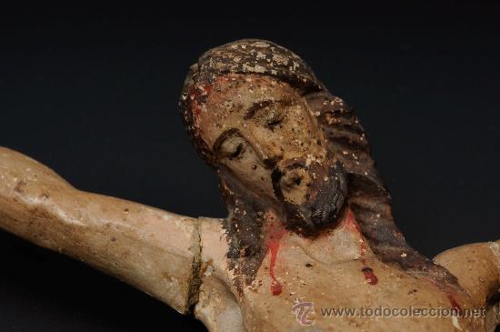 Arte: Cristo en madera tallada con restos de policromía, finales S.XVIII - Foto 4 - 28980333